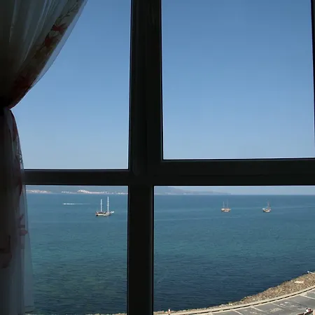 Private Belvedere Apartment *